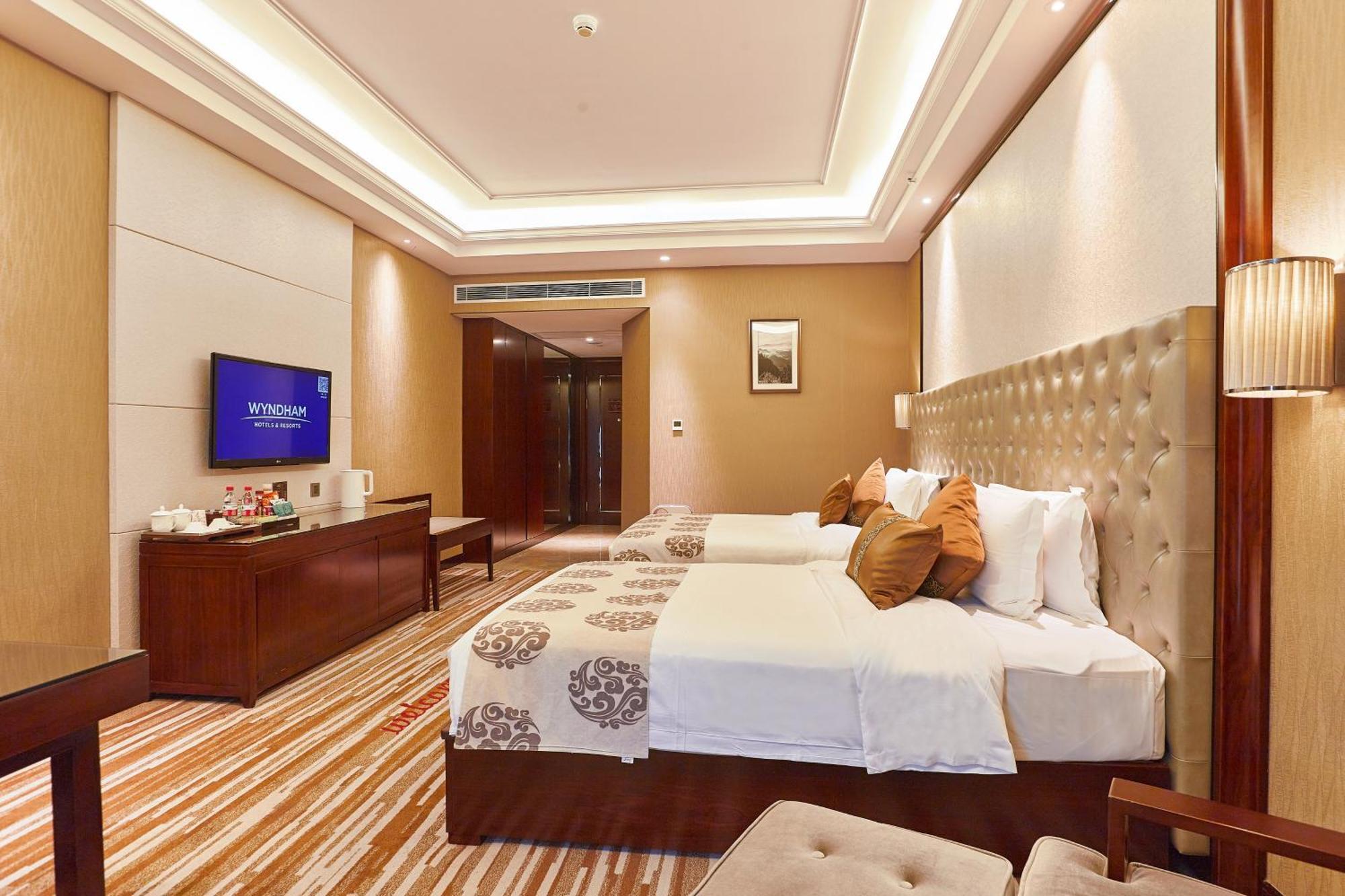 Hotel Wyndham Grand Plaza Royale Chenzhou Exterior foto