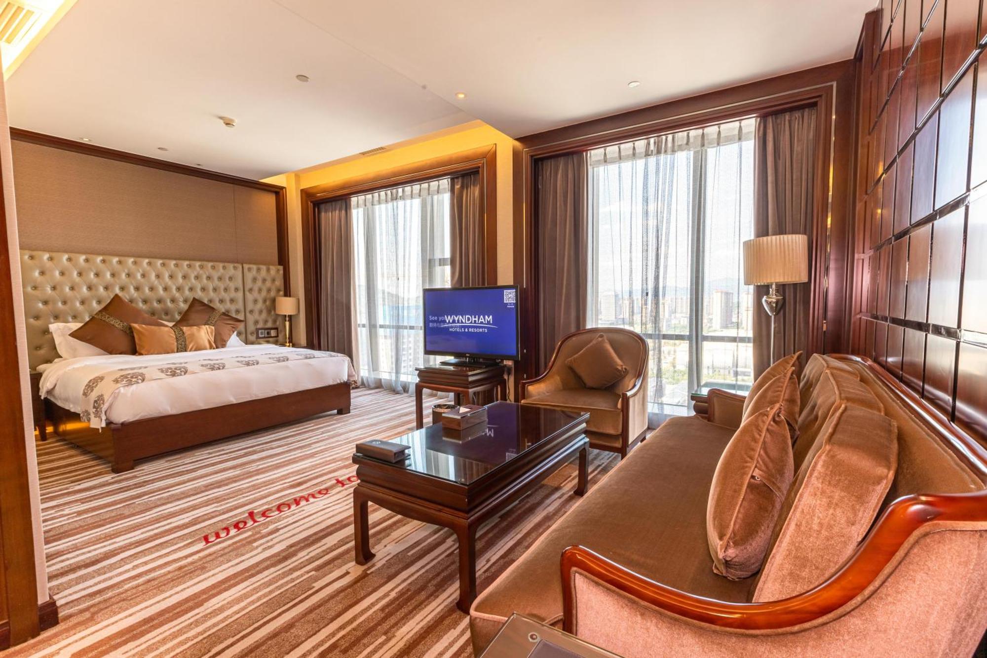 Hotel Wyndham Grand Plaza Royale Chenzhou Exterior foto